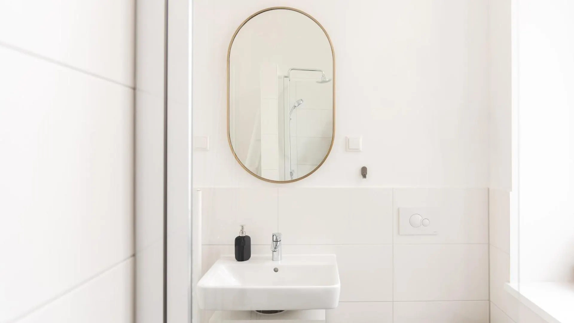 Exklusive Luxus-Unterkunft In Berlin Mitte: 2 Apartments, 130M², Designer-Moebel, Co2 Neutrale Reinigung 0*,  Duitsland