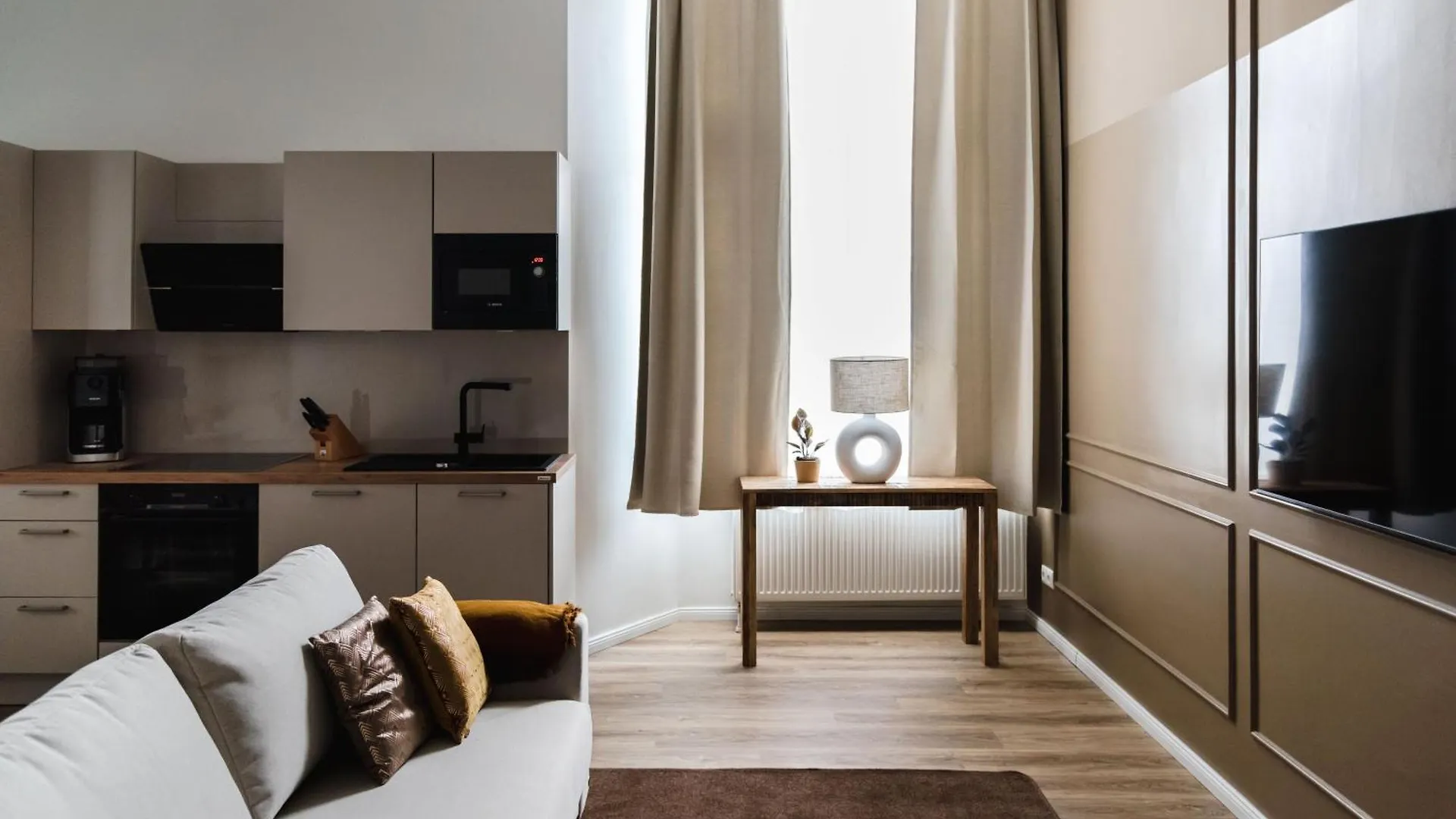 Exklusive Luxus-Unterkunft In Berlin Mitte: 2 Apartments, 130M², Designer-Moebel, Co2 Neutrale Reinigung Appartement
